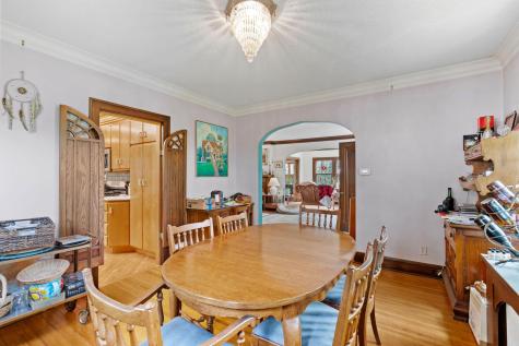 504 Mississippi River Boulevard S Saint Paul MN 55116