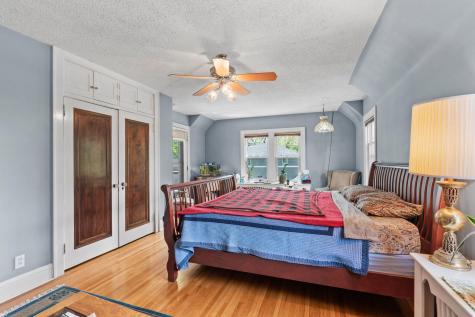 504 Mississippi River Boulevard S Saint Paul MN 55116