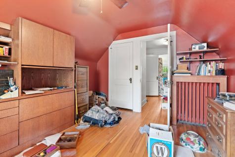 504 Mississippi River Boulevard S Saint Paul MN 55116