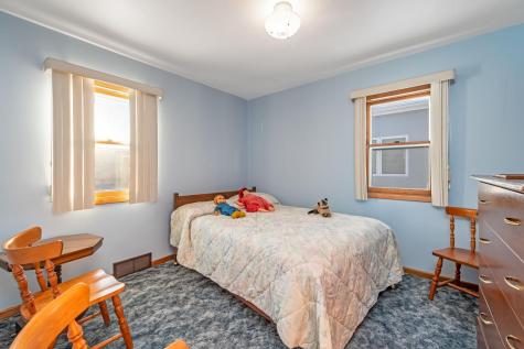 206 N 1st Avenue E Truman MN 56088