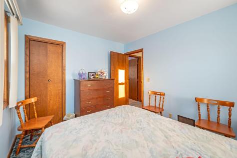 206 N 1st Avenue E Truman MN 56088
