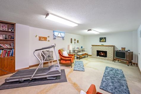 206 N 1st Avenue E Truman MN 56088