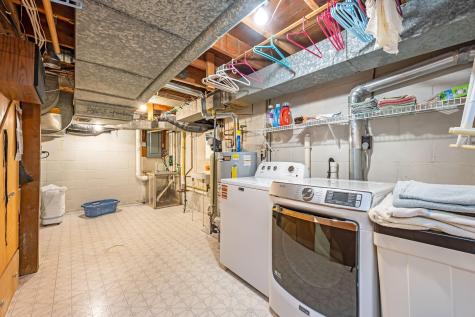 206 N 1st Avenue E Truman MN 56088
