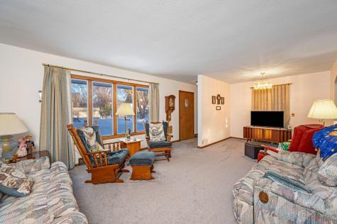206 N 1st Avenue E Truman MN 56088