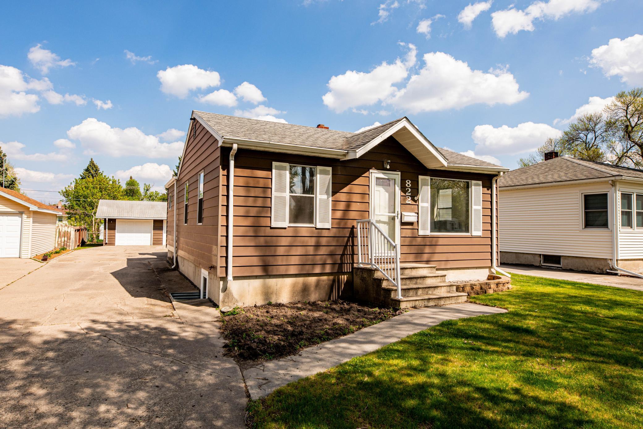 822 16th Street N Moorhead MN 56560
