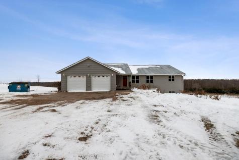 1525 6 1/2th Avenue Hillsdale WI 54733