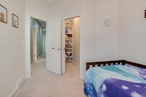 657 Westminster Drive Moorhead MN 56560