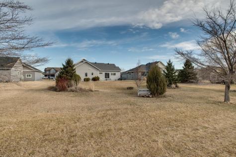 657 Westminster Drive Moorhead MN 56560