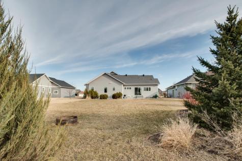 657 Westminster Drive Moorhead MN 56560