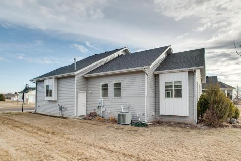 657 Westminster Drive Moorhead MN 56560