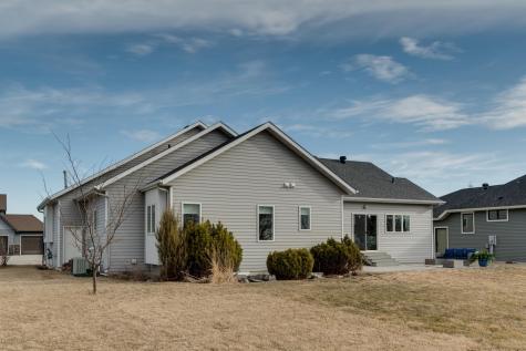 657 Westminster Drive Moorhead MN 56560
