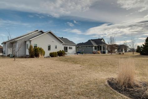 657 Westminster Drive Moorhead MN 56560