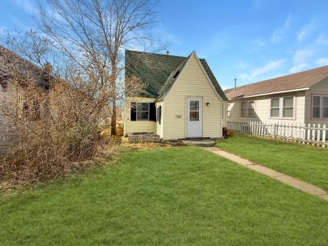 1517 Minnesota Avenue NW Bemidji MN 56601