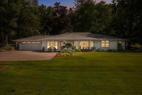 2194 Charlton Road Sunfish Lake MN 55118