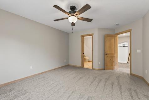 L7 B2 138th Street Princeton MN 55371