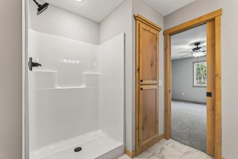 L7 B2 138th Street Princeton MN 55371