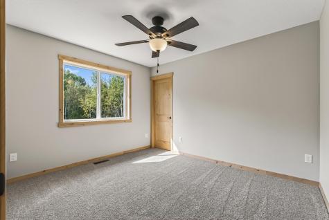 L7 B2 138th Street Princeton MN 55371
