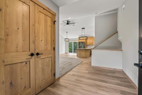 L7 B2 138th Street Princeton MN 55371