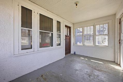512 10th Street N Moorhead MN 56560