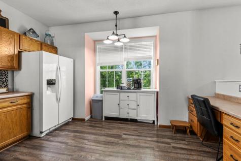 1773 Grove Drive Shakopee MN 55379