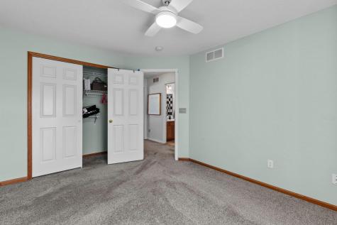 1773 Grove Drive Shakopee MN 55379