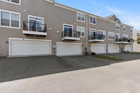 1773 Grove Drive Shakopee MN 55379