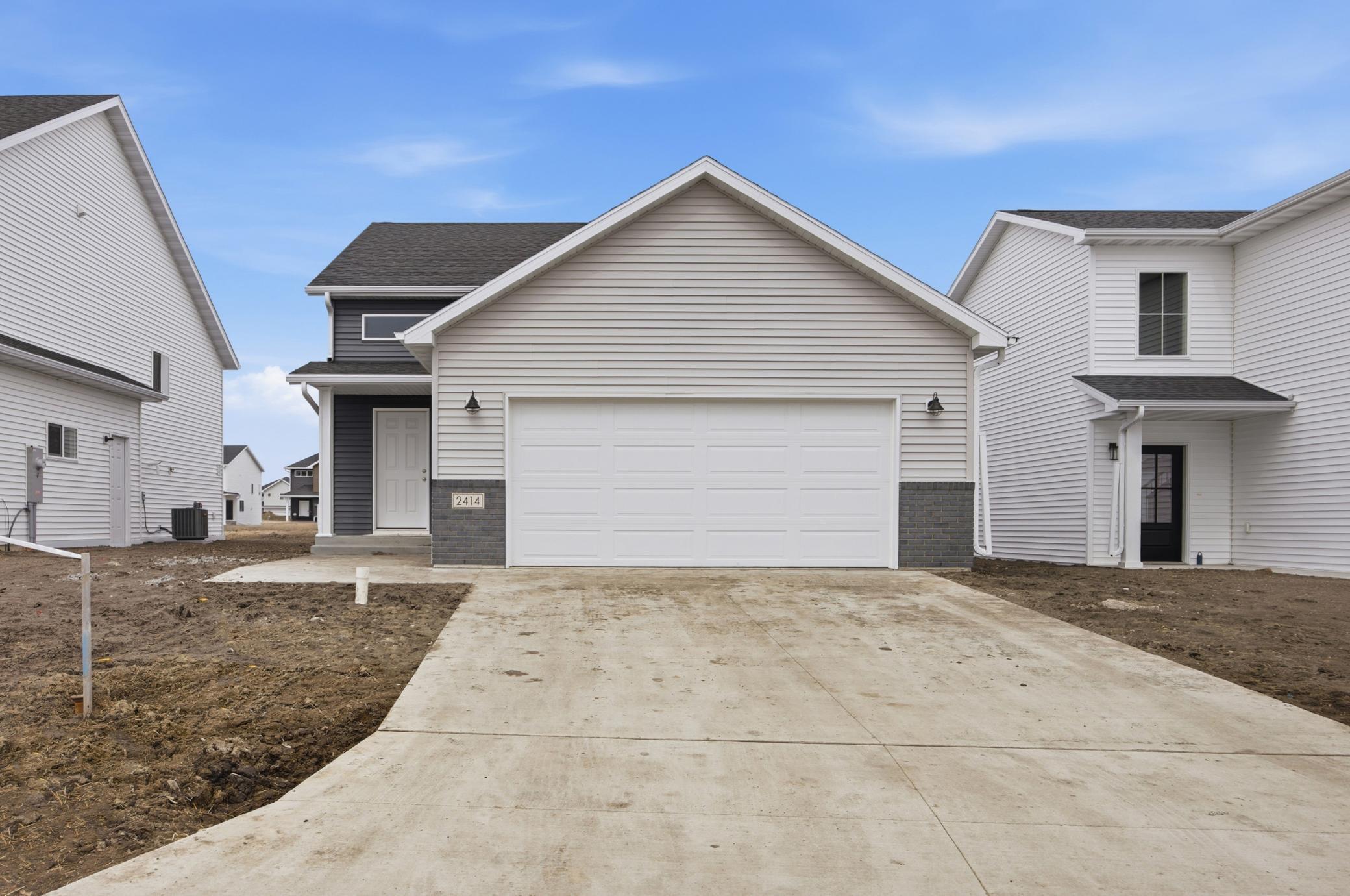 2414 38th Avenue S Moorhead MN 56560