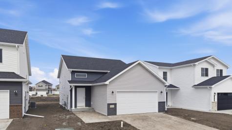 2414 38th Avenue S Moorhead MN 56560
