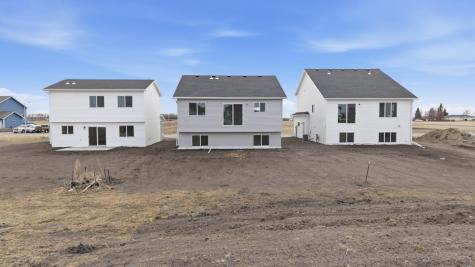 2414 38th Avenue S Moorhead MN 56560