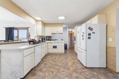 400 E Southview Drive Marshall MN 56258