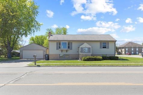 400 E Southview Drive Marshall MN 56258