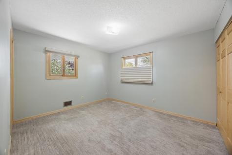 2439 Walnut Avenue New Brighton MN 55112