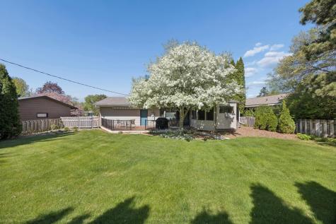 2439 Walnut Avenue New Brighton MN 55112