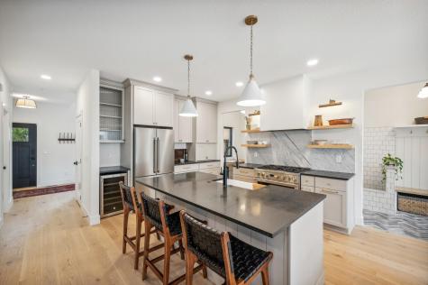 31X Stonebridge Boulevard Saint Paul MN 55105
