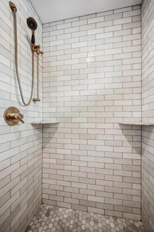31X Stonebridge Boulevard Saint Paul MN 55105