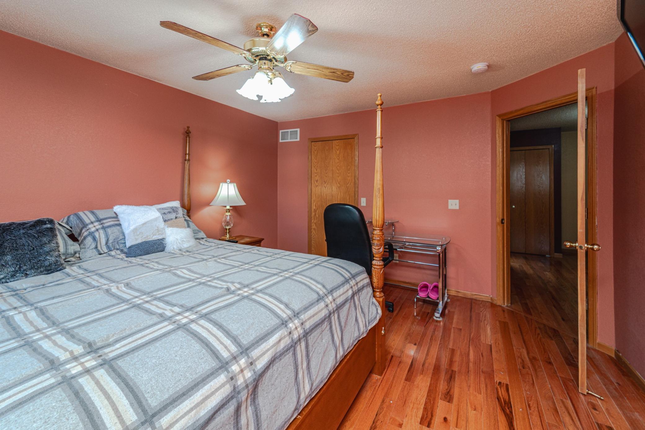 15554 Garnet Way Apple Valley MN 55124