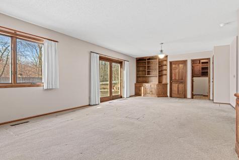 11010 40th Place N Plymouth MN 55441