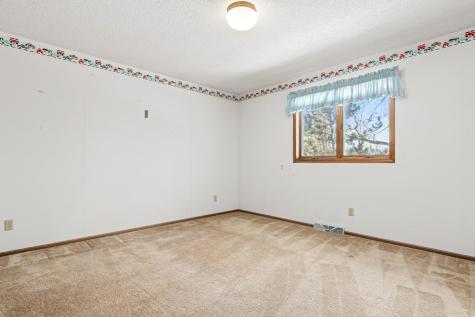 11010 40th Place N Plymouth MN 55441