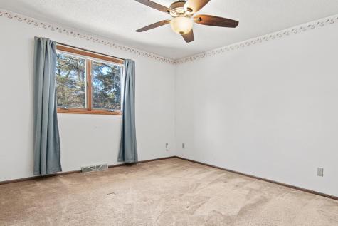 11010 40th Place N Plymouth MN 55441