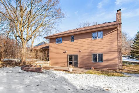 11010 40th Place N Plymouth MN 55441