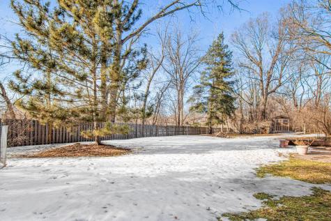 11010 40th Place N Plymouth MN 55441