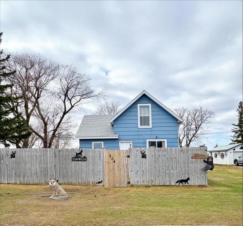 204 5th Street E Lancaster MN 56735