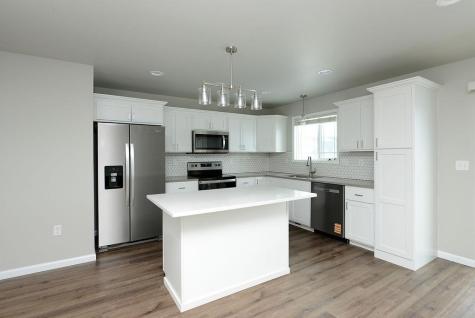 307 7th Street E Horace ND 58047