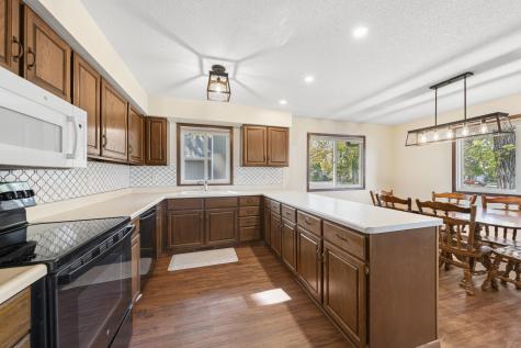 1813 Marie Lane North Mankato MN 56003