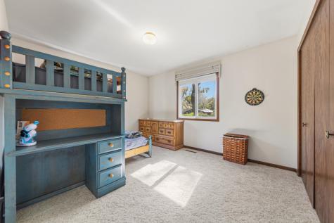 1813 Marie Lane North Mankato MN 56003