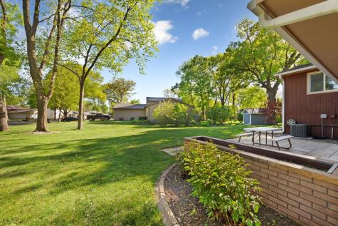 1813 Marie Lane North Mankato MN 56003