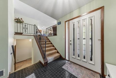 1813 Marie Lane North Mankato MN 56003