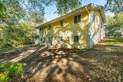 829 W 7th Avenue Fergus Falls MN 56537