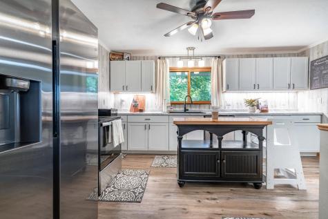 829 W 7th Avenue Fergus Falls MN 56537