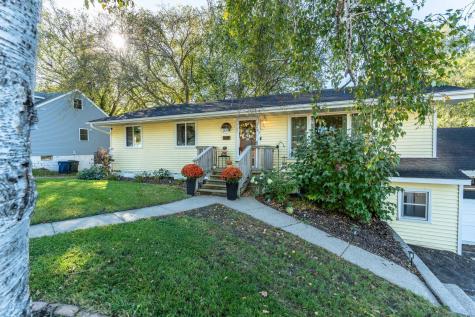 829 W 7th Avenue Fergus Falls MN 56537